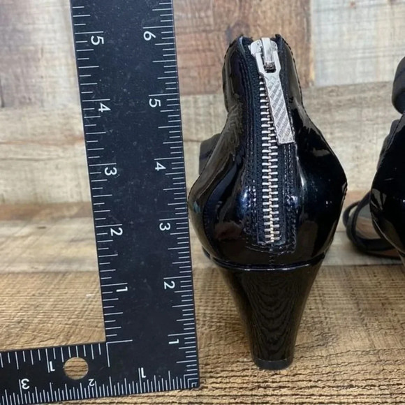 Donald J Pliner Black Leather Vida Strech Strappy Sandals Womens 7.5M - Picture 8 of 12